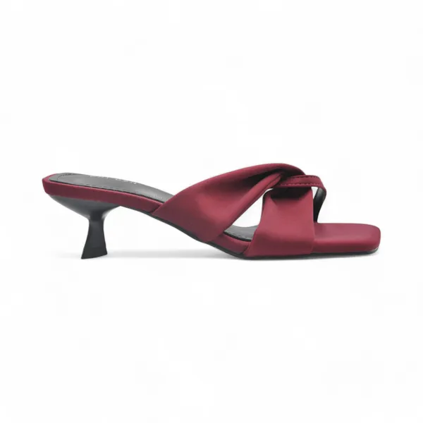 Khám phá Giày Cao Gót Nữ TGG UN6022-2 Màu Đỏ Da Mềm Size 36