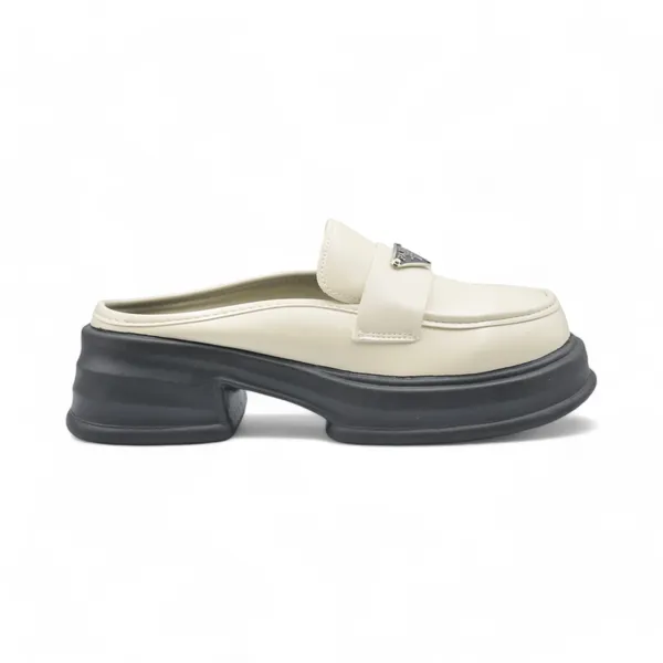 Khám phá Giày Sục Nữ TGG 5523 Màu Trắng Da Lì Size 36