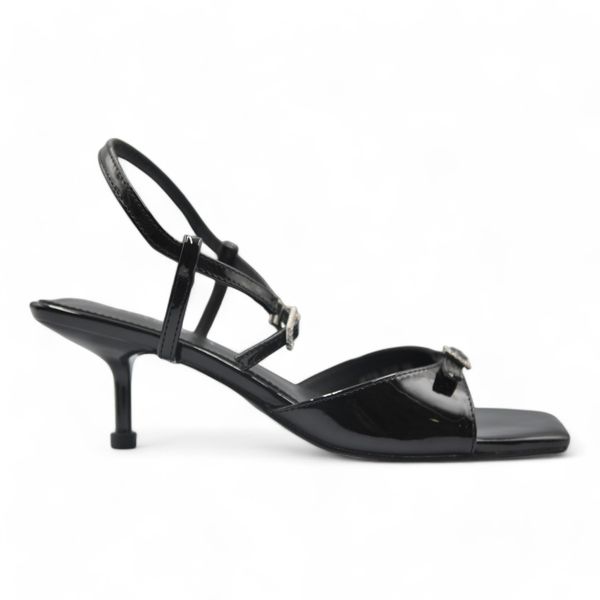 Khám phá Sandal Cao Gót Nữ TGG ST8-332 Màu Đen Da Mềm Size 35