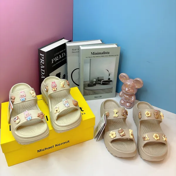 Khám phá Dép Nữ TGG 2012 Màu Be Đậm Sticker Gấu Size 37
