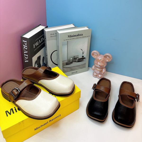 Khám phá Giày Sục Nữ TGG 808-1 Màu Đen Phối Viền Nâu Size 36