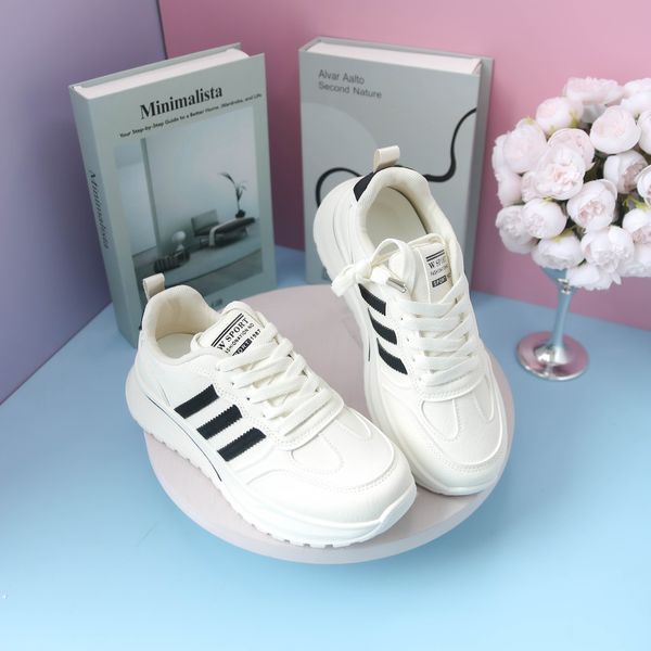 Khám phá Giày Thể Thao Nữ TGG D005 Trắng Phối Đen Size 39