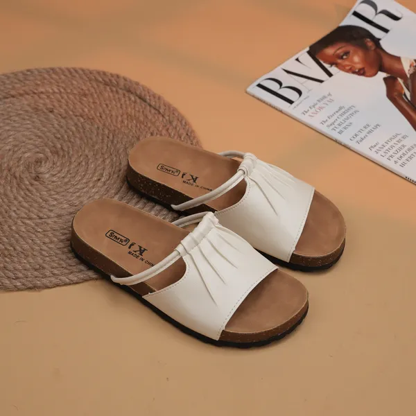 Khám phá Dép sandal nữ quai rúm màu TGG 850 kem size 35