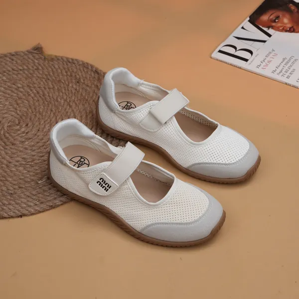 Khám phá Giày Thể Thao Nữ TGG BV122-36 Vải Lưới Màu Trắng Size 35