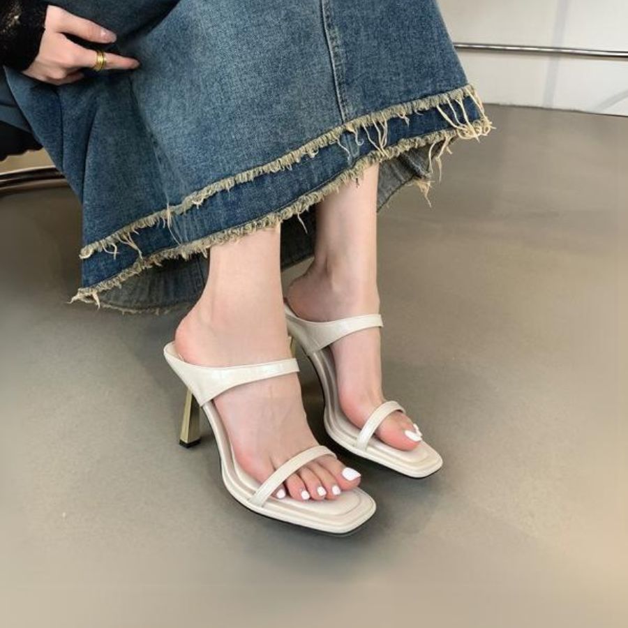 Dép Cao Gót Nữ TGG UN852-8 Màu Be Da Mềm Size 39
