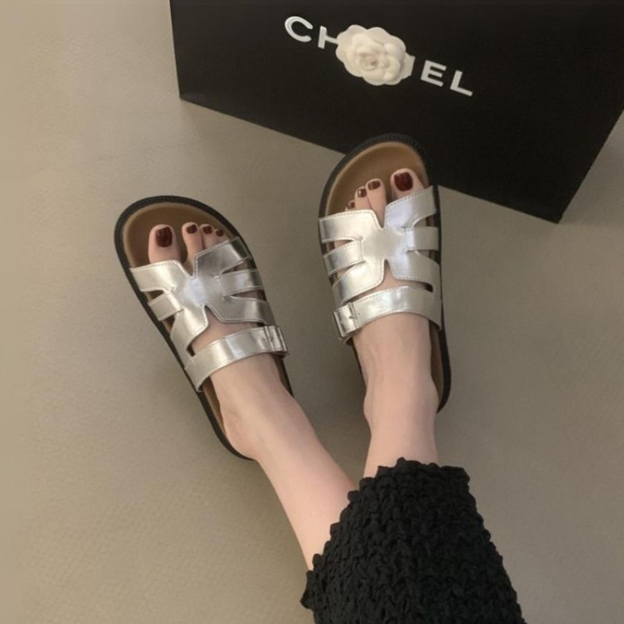 Dép Nữ TGG 550-9 Màu Bạc Da Mềm Size 39