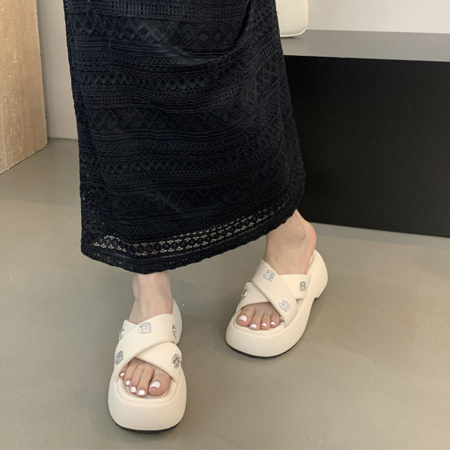Dép Quai Chéo Nữ TGG D378-16 Màu Trắng Da Mềm Size 35
