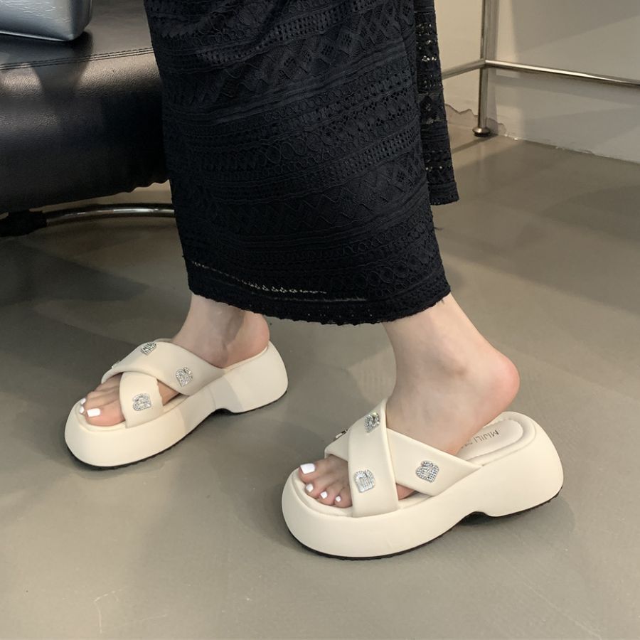 Dép Quai Chéo Nữ TGG D378-16 Màu Trắng Da Mềm Size 35