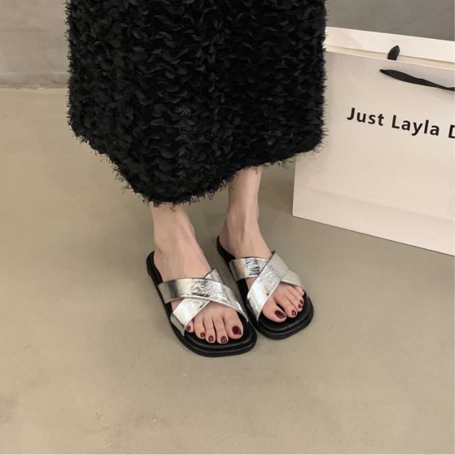 Dép Quai Chéo Nữ TGG UN5030-5 Màu Nâu Da Mềm Size 37