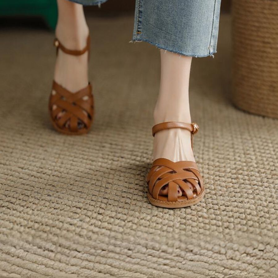 Dép Sandal Nữ TGG 2803155 Màu Nâu Da Trơn Size 37 