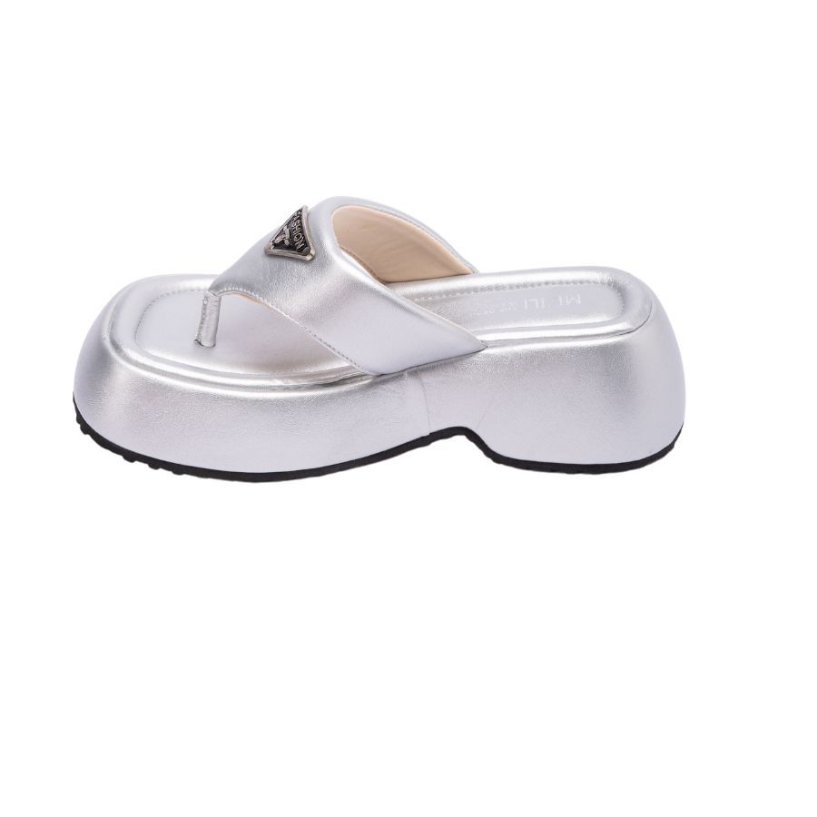 Dép Xỏ Ngón Nữ TGG R378-9 Màu Bạc Da Mềm Size 35
