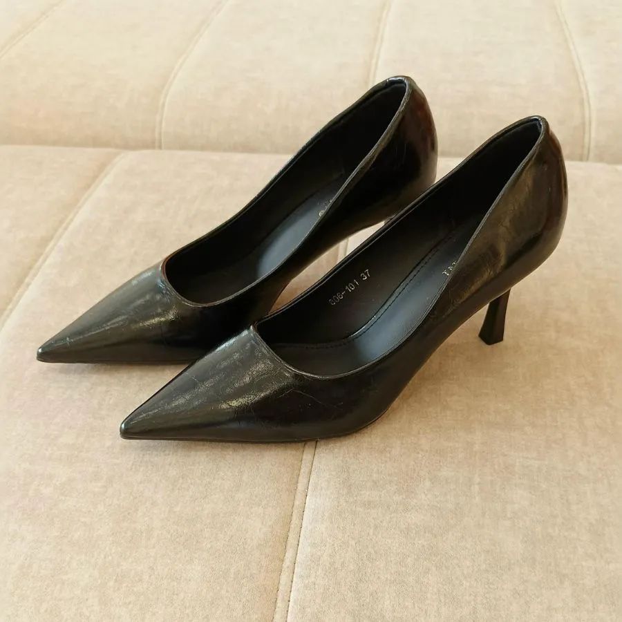 Giày Cao Gót Nữ TGG 806-101 Màu Đen Da Mềm Size 39