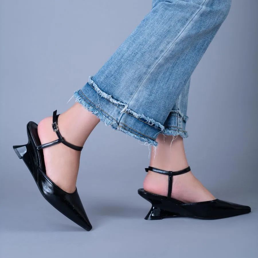 Giày Cao Gót Nữ TGG D158-1 Màu Đen Da Mềm Size 39
