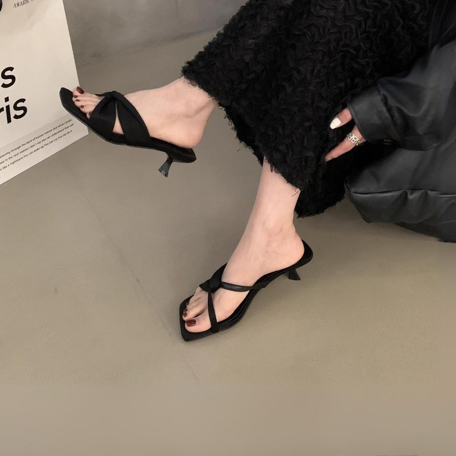 Giày Cao Gót Nữ TGG UN6022-3 Màu Đỏ Da Mềm Size 37