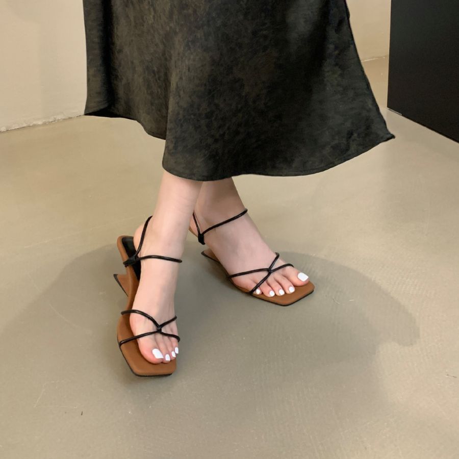 Giày Cao Gót Nữ TGG UN6808-5 Màu Đen Da Mềm Size 36