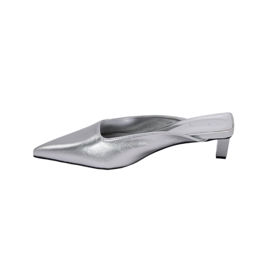 Giày Sục Nữ TGG D298-1 Màu Đen Da Mềm Size 37