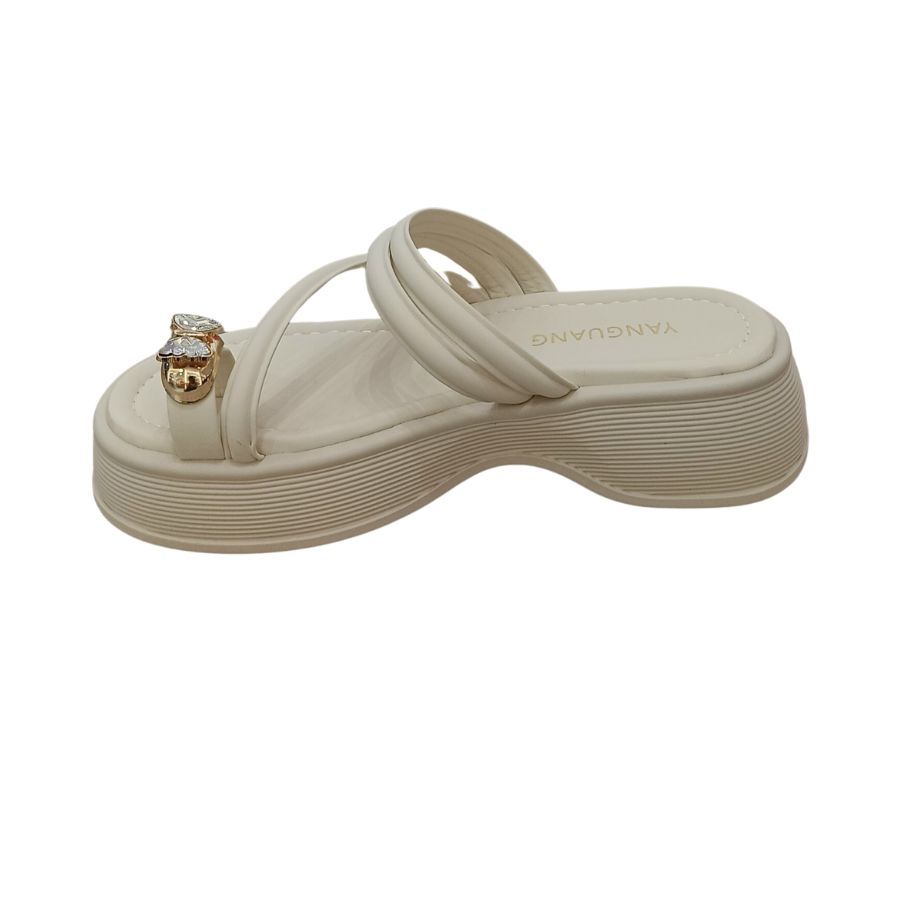 Dép Xỏ Ngón Nữ TGG A-6819 Màu Trắng Da Mềm Size 36