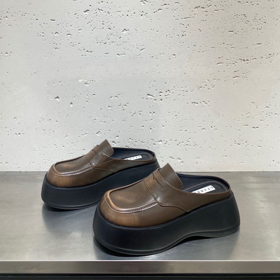 Giày Sục Nữ TGG SW8-810 Màu Đen Da Pu Size 37