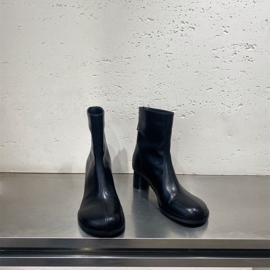 Giày Boots Cổ Thấp Nữ TGG SW6655 Màu Đen Da Trơn Size 38