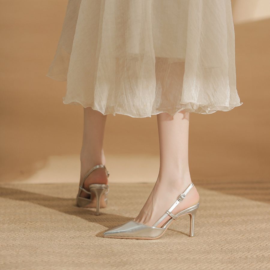 Giày Hở Gót Nữ TGG 238-A30 Màu Bạc Da Bóng Size 39