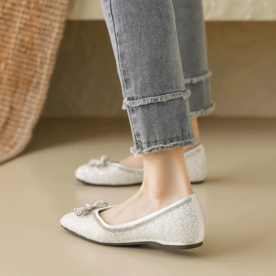 Giày Búp Bê Nữ TGG 5933-16V Màu Trắng Da Mềm Size 36