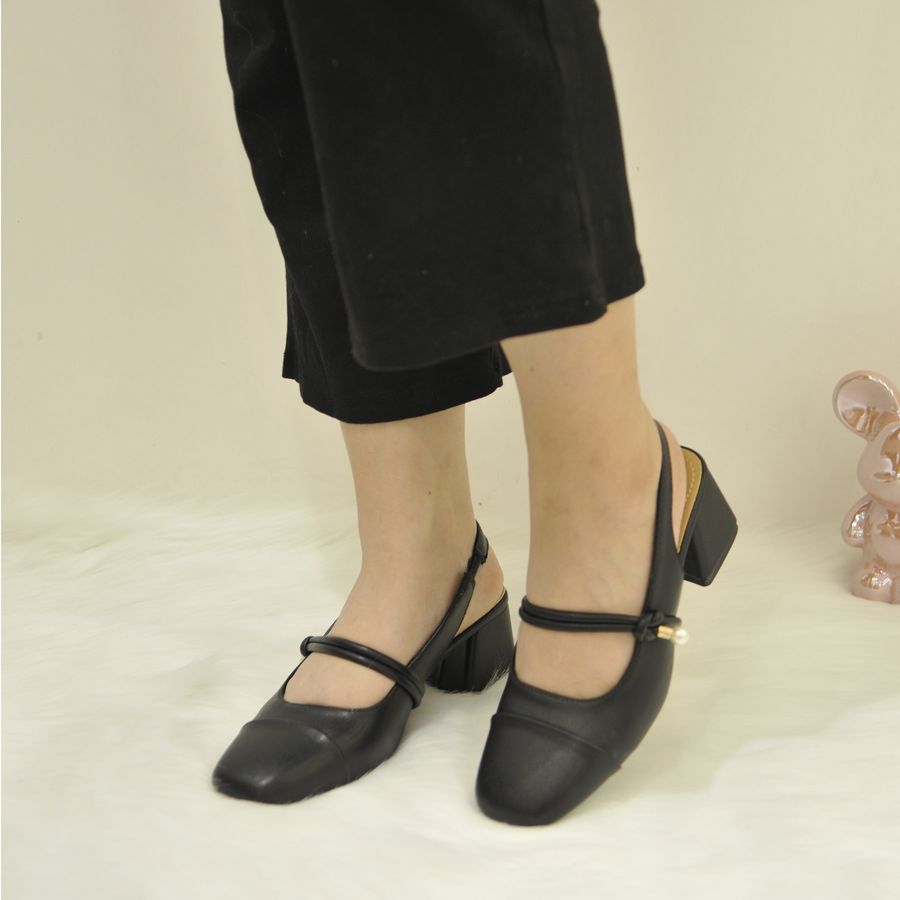 Giày hở gót TGG 99-8 Da Lì Màu Đen Size 35