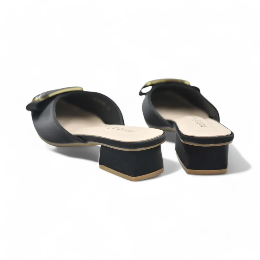 Giày Sục Nữ TGG 8338-67 Màu Đen Da Lụa Size 36