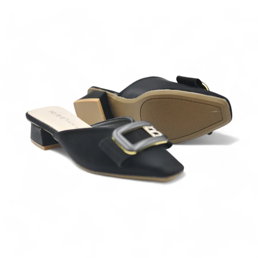 Giày Sục Nữ TGG 8338-67 Màu Đen Da Lụa Size 36