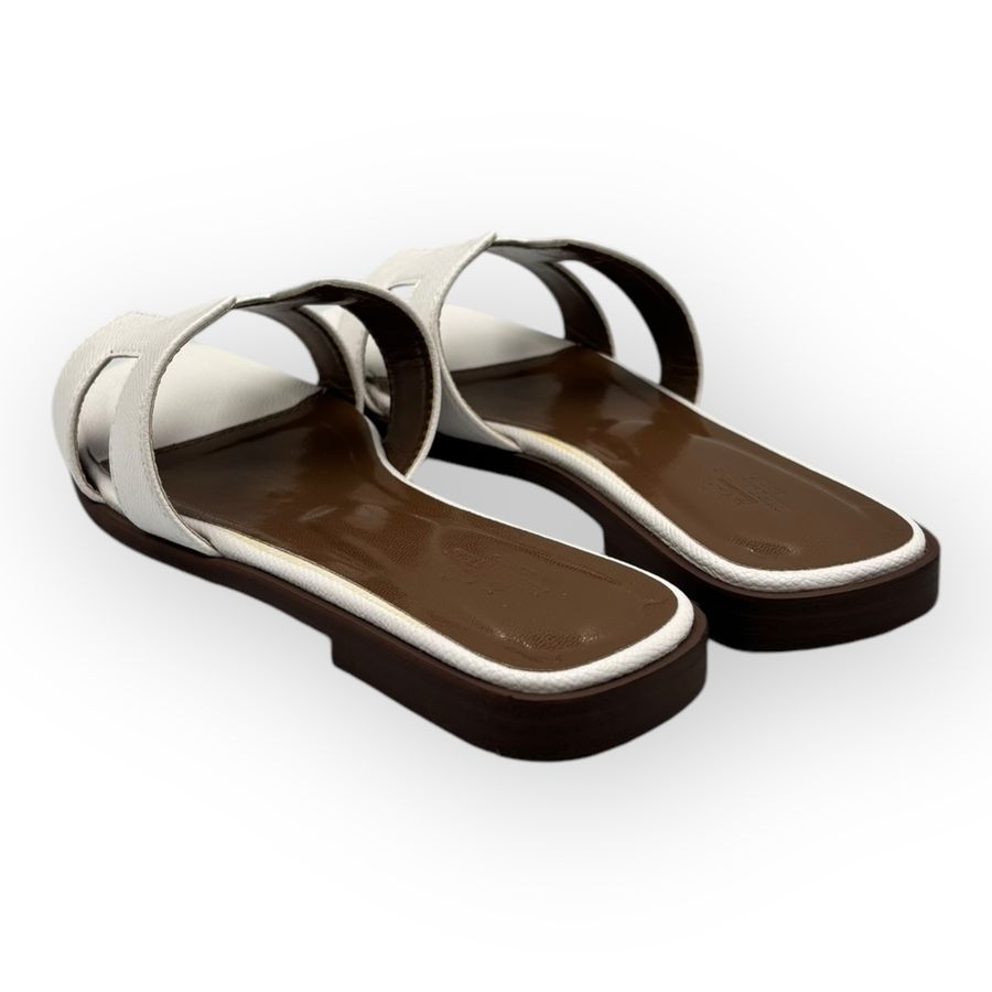 Dép Nữ TGG H38 Màu Trắng Da Mềm Size 35