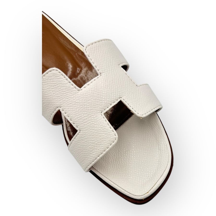 Dép Nữ TGG H38 Màu Trắng Da Mềm Size 35