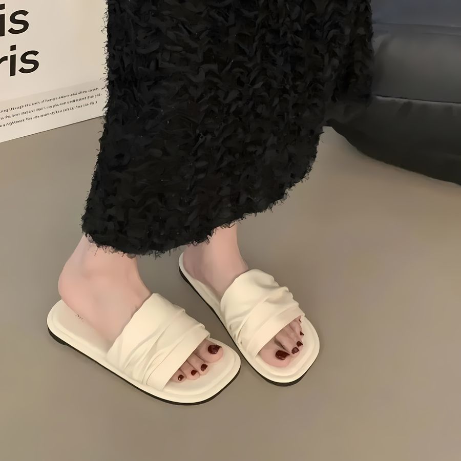 Dép Nữ TGG UN5030-2 Màu Trắng Da Mềm Size 36