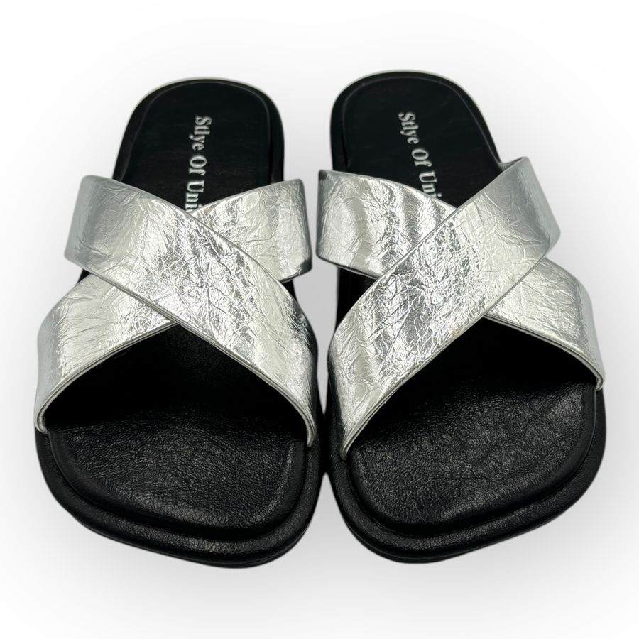 Dép Quai Chéo Nữ TGG UN5030-5 Màu Đen Da Mềm Size 36