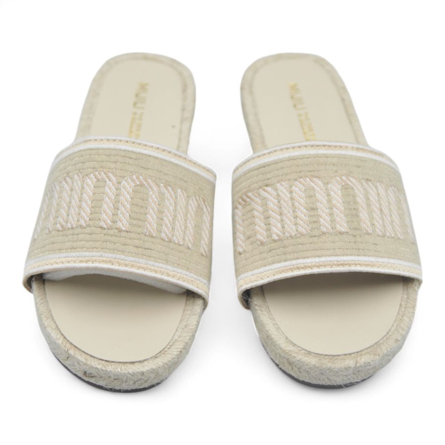 Dép Quai Ngang Nữ TGG A566-19 Màu Kaki Vải Mềm Size 39