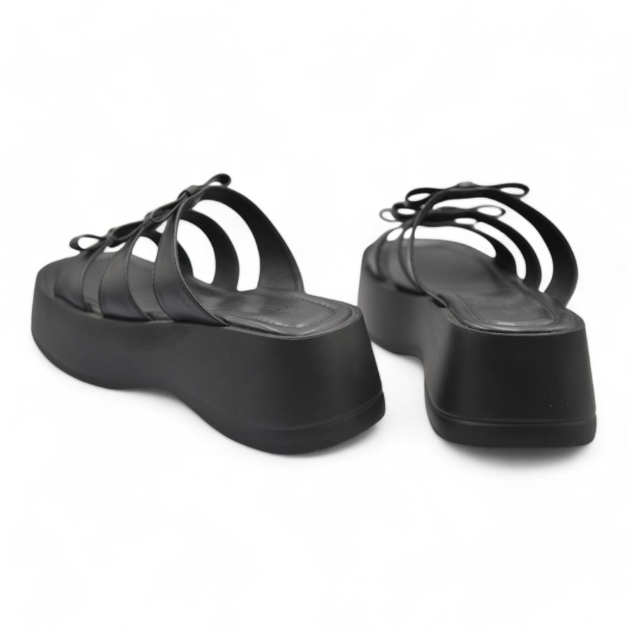 Dép Quai Ngang Nữ TGG D680-16 Màu Đen Da Trơn Size 38