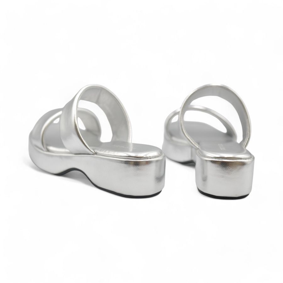 Dép Quai Ngang Nữ TGG UN8989-2 Màu Bạc Da Mềm Size 39