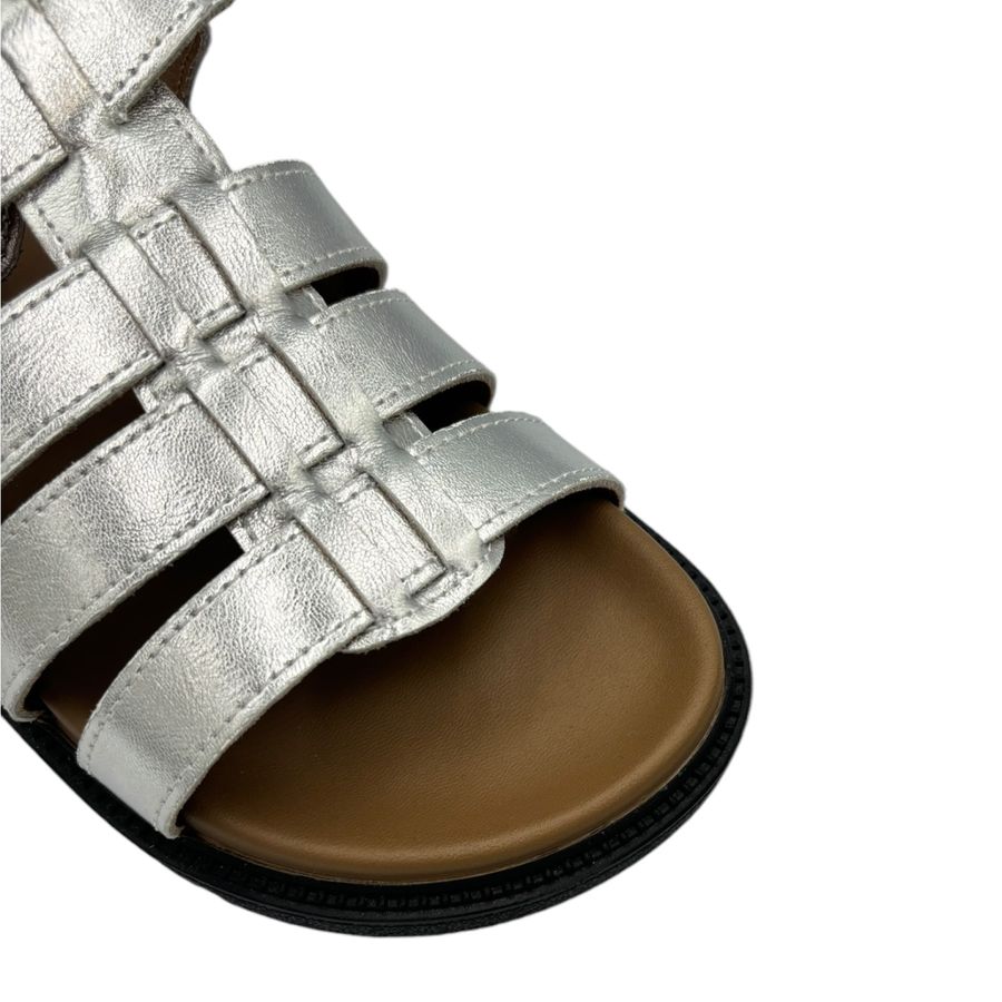 Dép Sandal Nữ TGG A550-7 Màu Bạc Da Mềm Size 35
