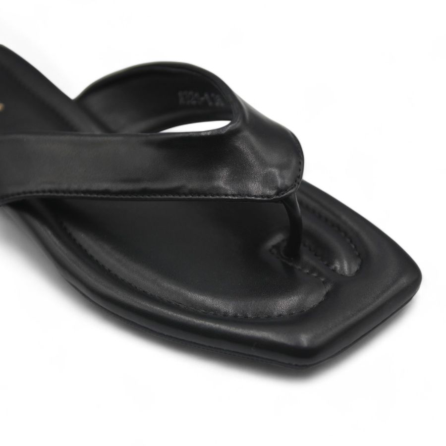 Dép Xỏ Ngón Nữ TGG A321-1 Màu Đen Da Bóng Size 36