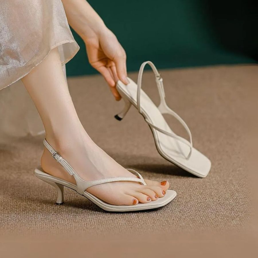 Dép Xỏ Ngón Nữ TGG ST21-16 Màu Trắng Da Mềm Size 37
