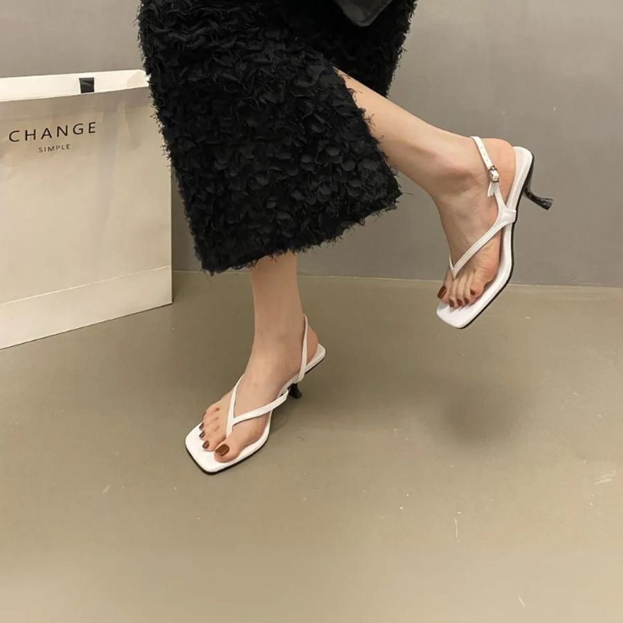Dép Xỏ Ngón Nữ TGG ST21-16 Màu Trắng Da Mềm Size 37