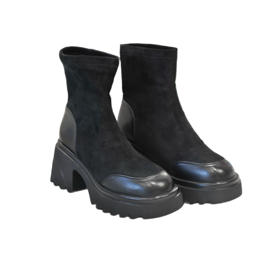Giày Boots Cổ Thấp Nữ TGG 980-1 Màu Đen Da Lộn Size 36