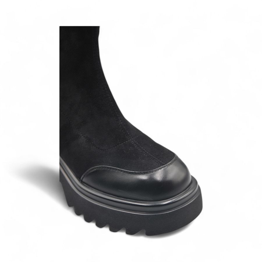 Giày Boots Cổ Thấp Nữ TGG 980-1 Màu Đen Da Lộn Size 38