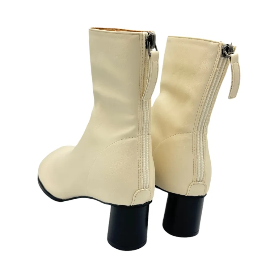 Giày Boots Cổ Thấp Nữ TGG SW6655 Màu Trắng Da Trơn Size 37