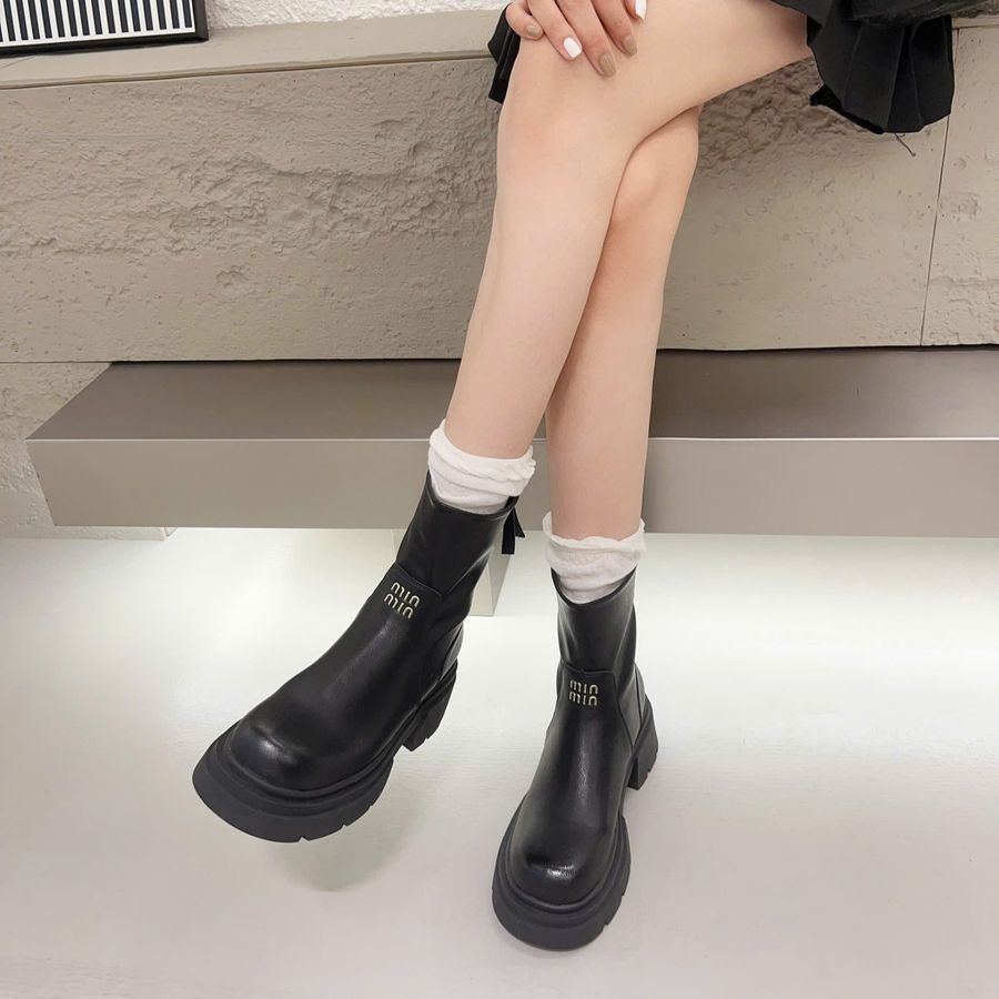 Giày Boots Nữ TGG 833-3 Màu Đen Da Lì Size 38