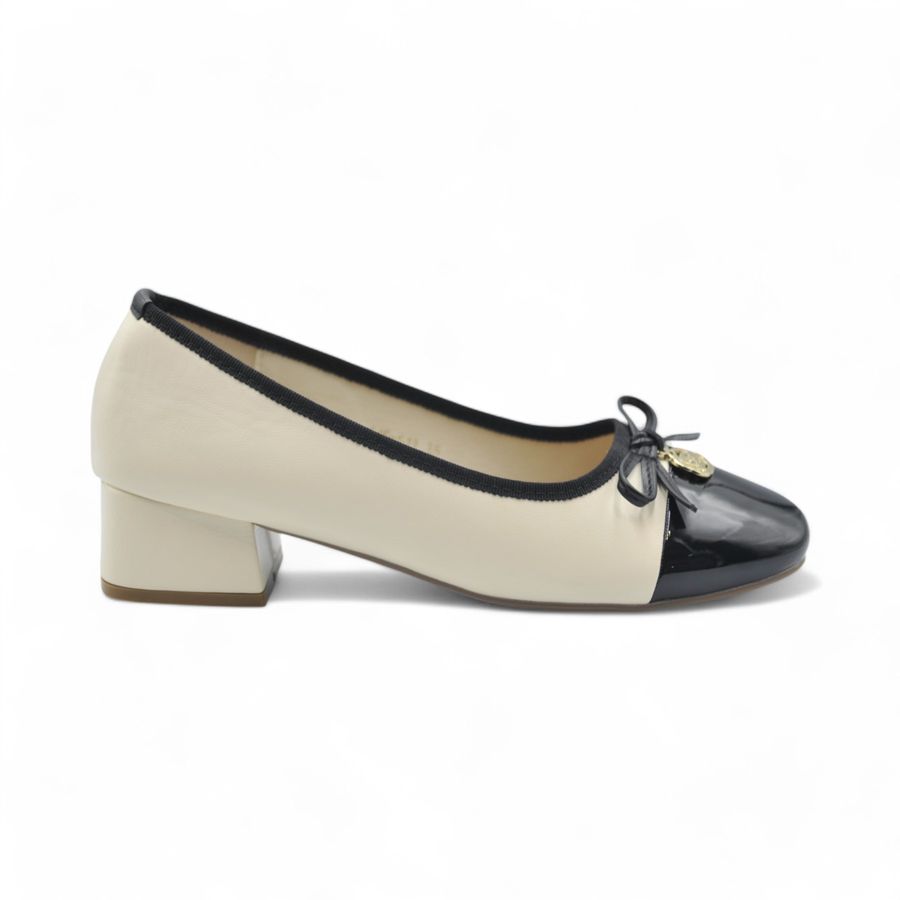 Giày Búp Bê Nữ TGG 616-613 Da Lì Màu Trắng Size 38
