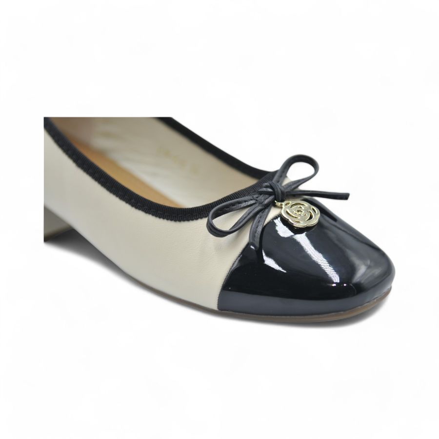 Giày Búp Bê Nữ TGG 616-613 Da Lì Màu Trắng Size 38
