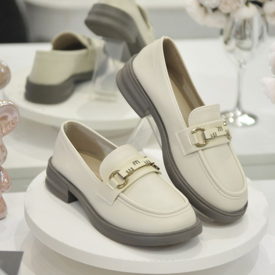 Giày Búp Bê Nữ TGG 9618 Da Lì Màu Be Size 35
