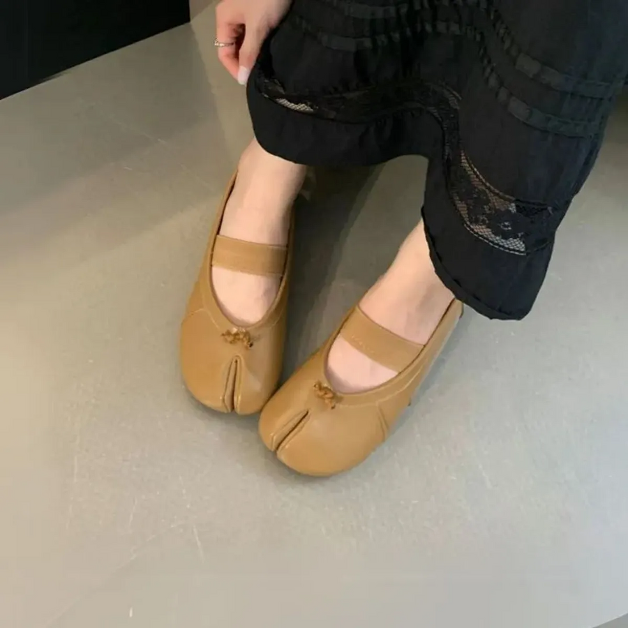 Giày Búp Bê Nữ TGG D5928-1 Màu Cà Phê Da Mềm Size 38