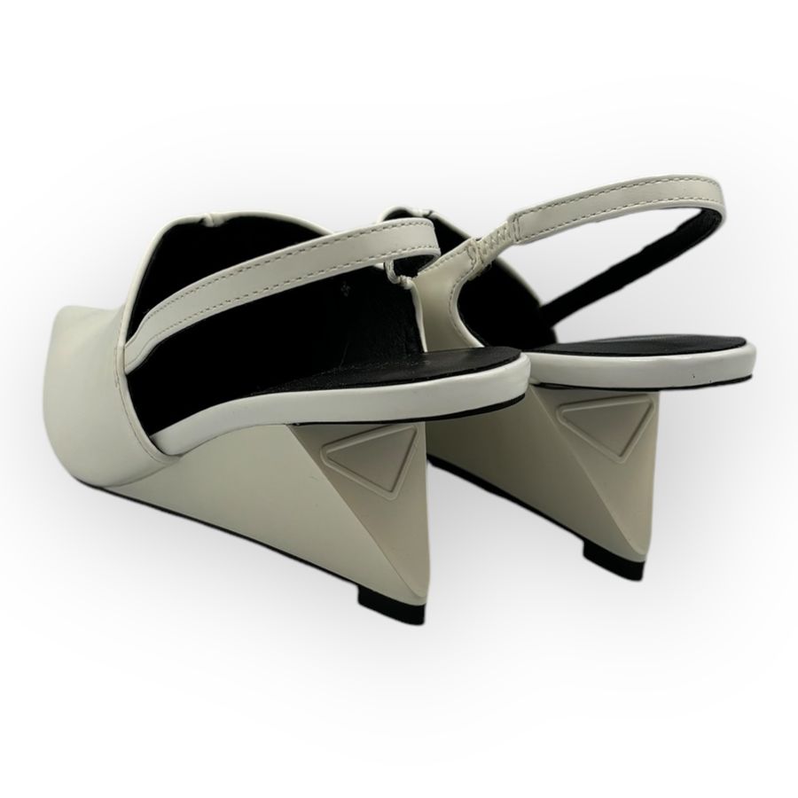 Giày Hở Gót Nữ TGG ST66-16 Màu Trắng Da Trơn Size 39
