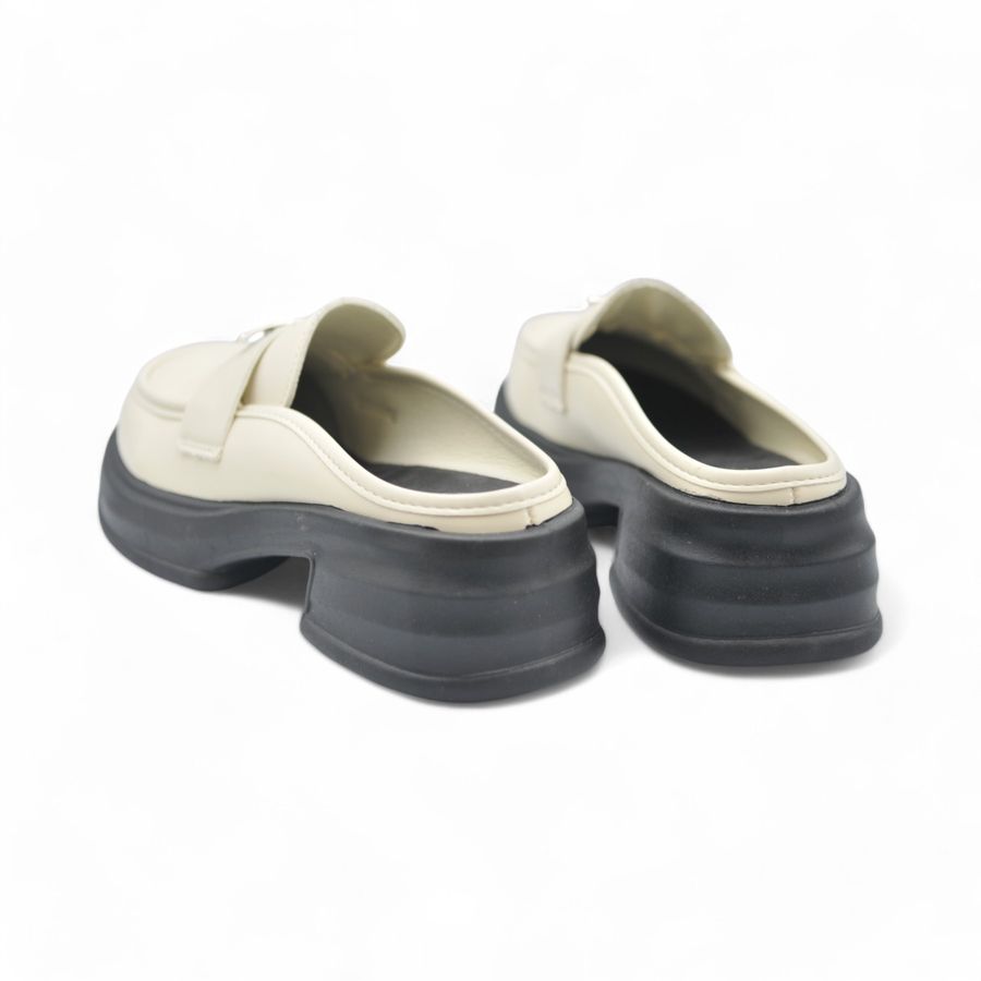 Giày Sục Nữ TGG 5523 Màu Trắng Da Lì Size 36