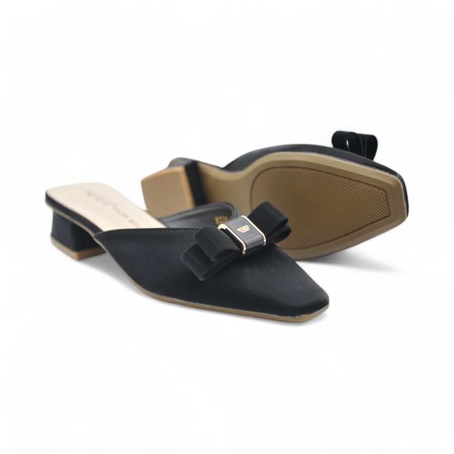 Giày Sục Nữ TGG 8338-92 Màu Đen Da Lụa Size 36